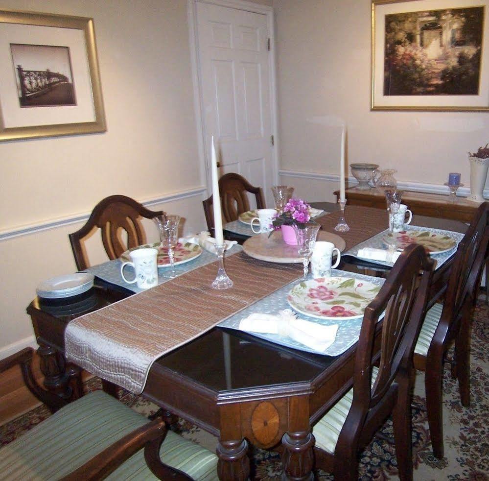 Wellesley Bed And Breakfast Экстерьер фото