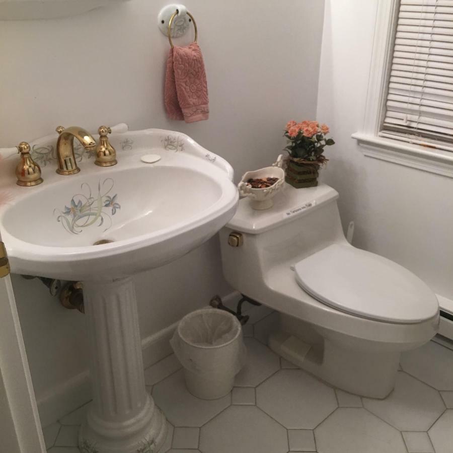 Wellesley Bed And Breakfast Экстерьер фото