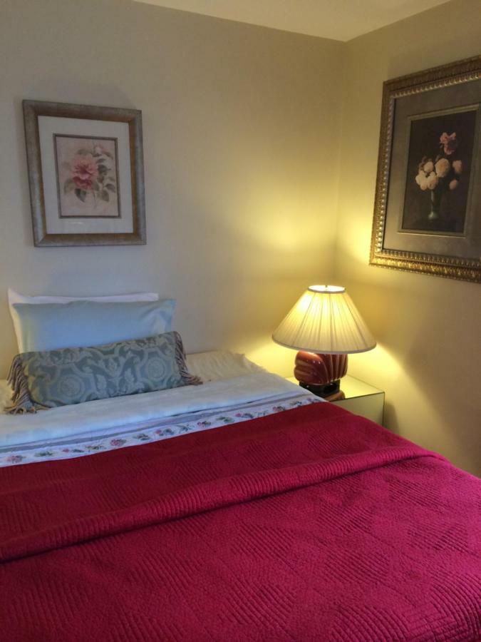 Wellesley Bed And Breakfast Экстерьер фото